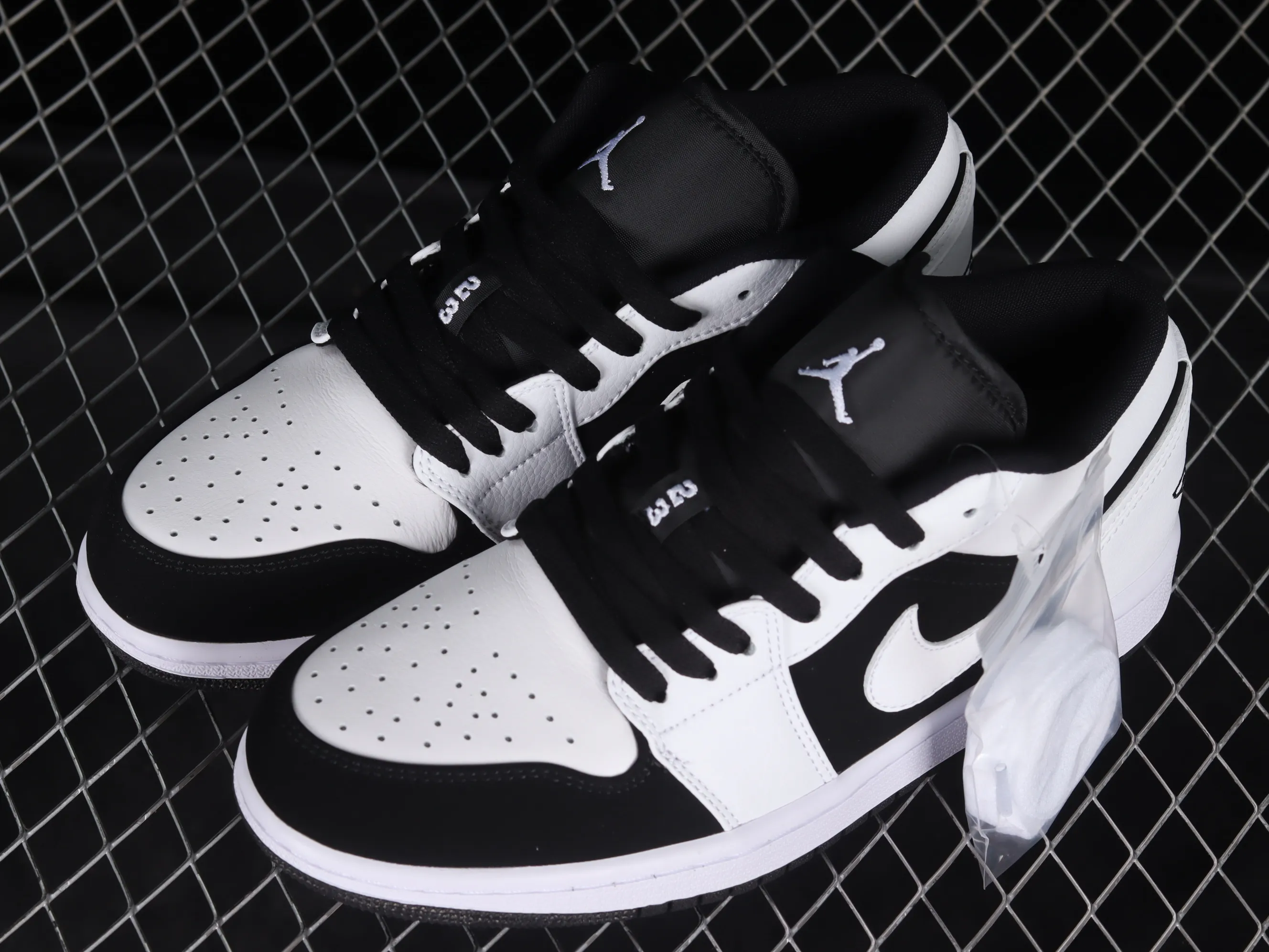 All categories Air Jordan Jordan series basketball shoes Air Jordan 1 Low Air Jordan 1 Low AJ1 Joe 1 new black and white panda low-top cultural sneakers CQ4277-113